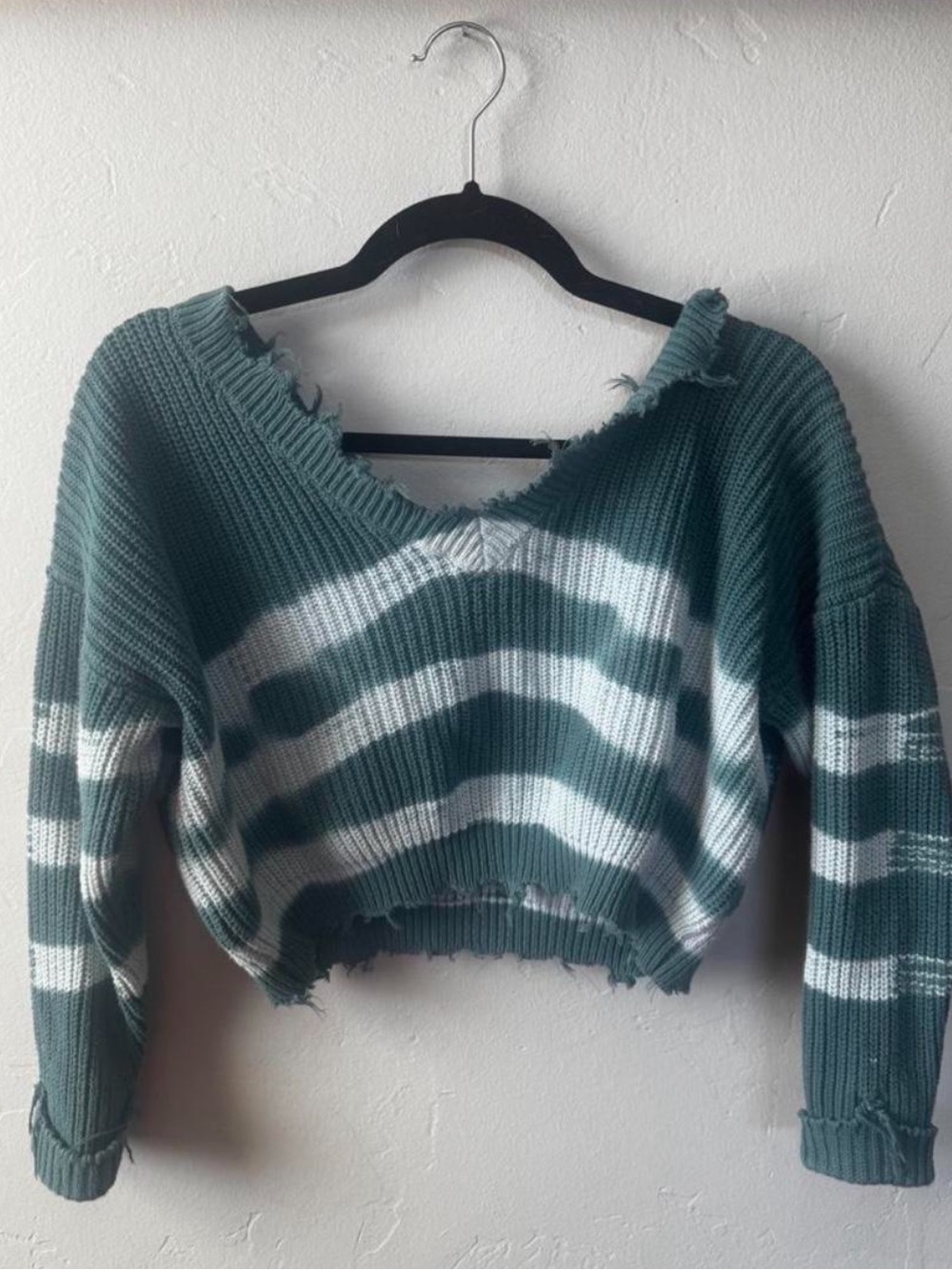 Forever 21 Cropped Distressed Off-Shoulder Stripe Sweater - Green & White